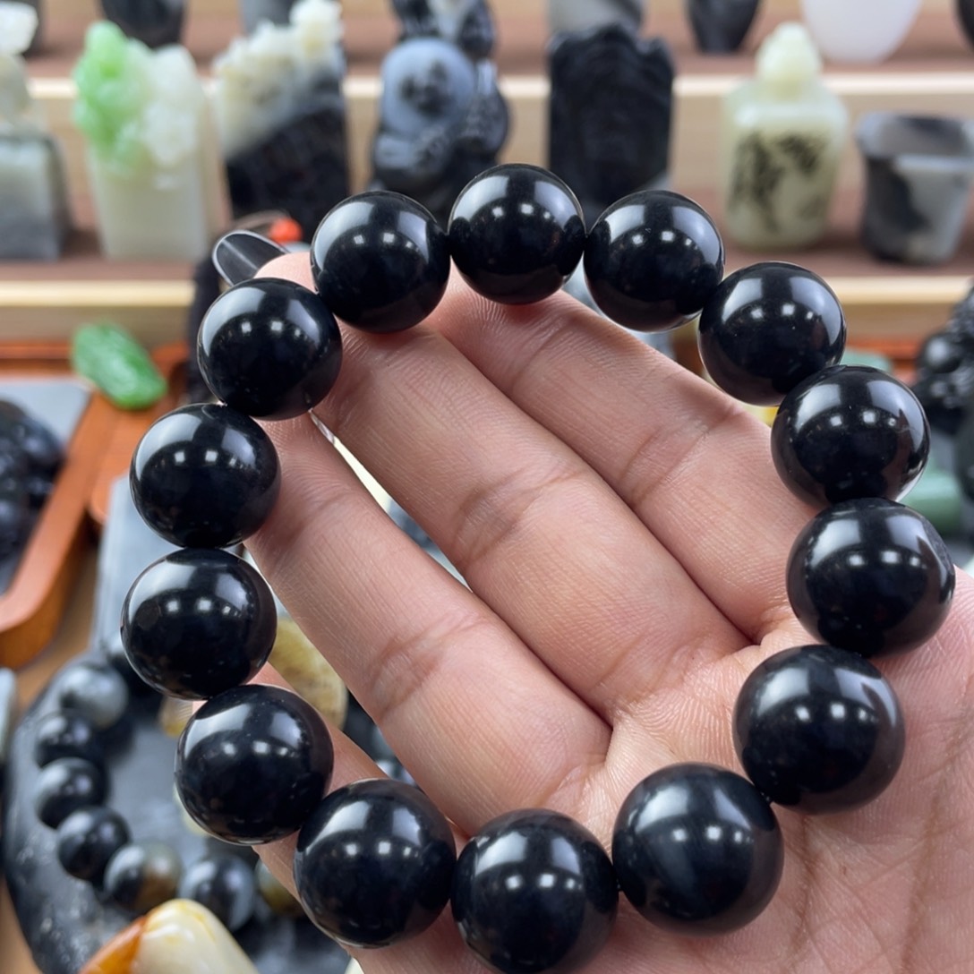 和田玉手串未镶嵌