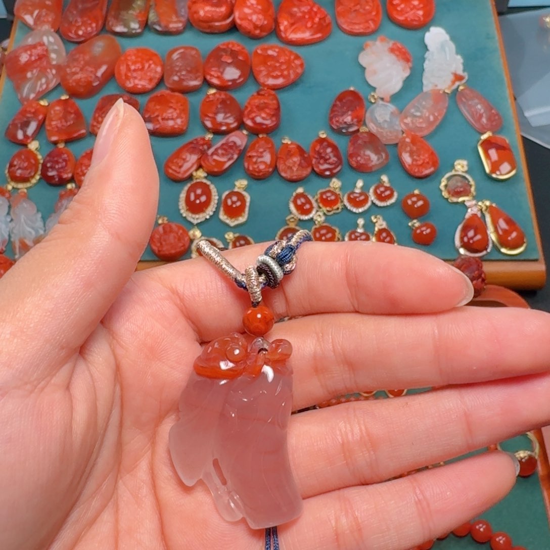 南红玛瑙南红玛瑙未镶嵌