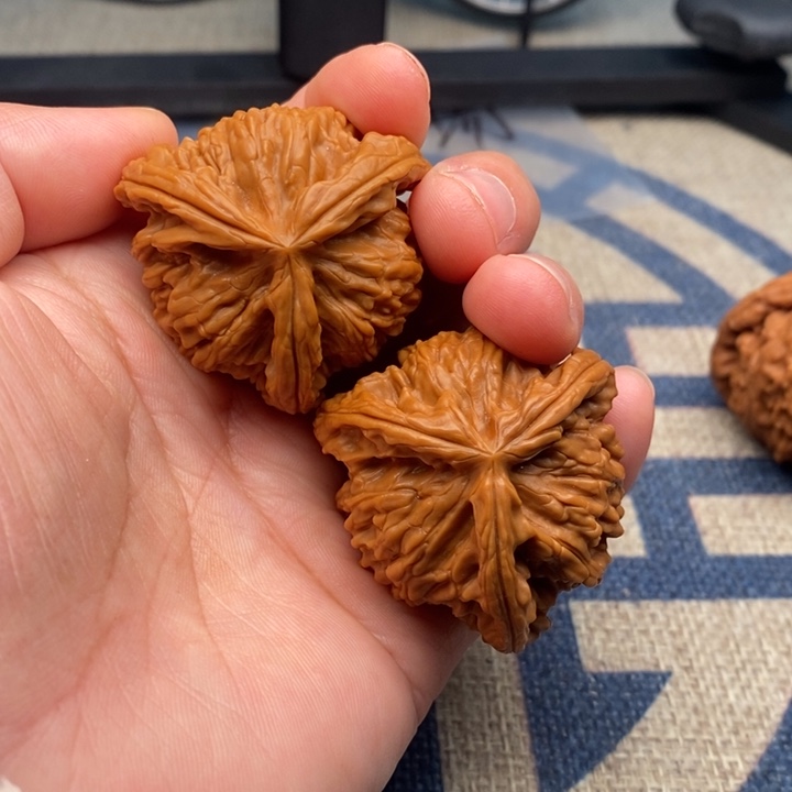 吊坠文玩核桃汤****6三棱