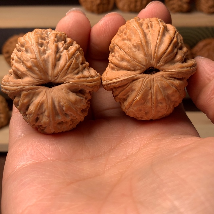 文玩核桃吊坠凯*元宝