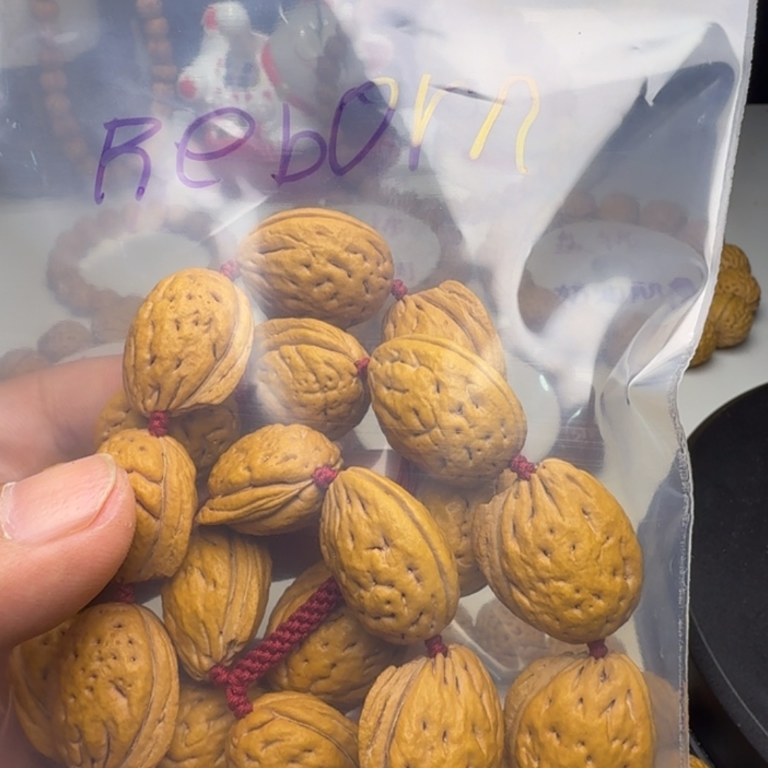 R***n桃核吊坠文玩桃核手持