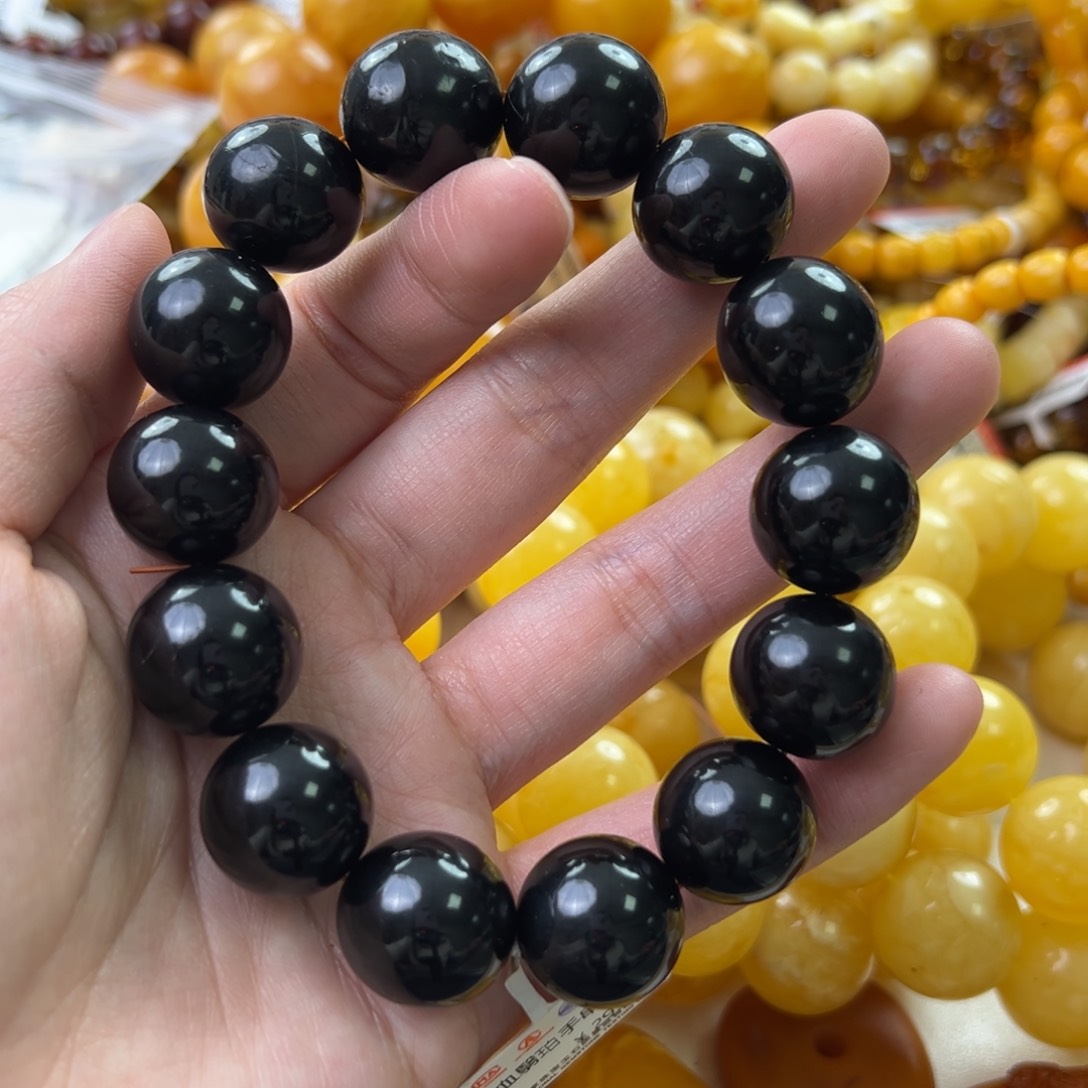 琥珀珠宝奇石未镶嵌