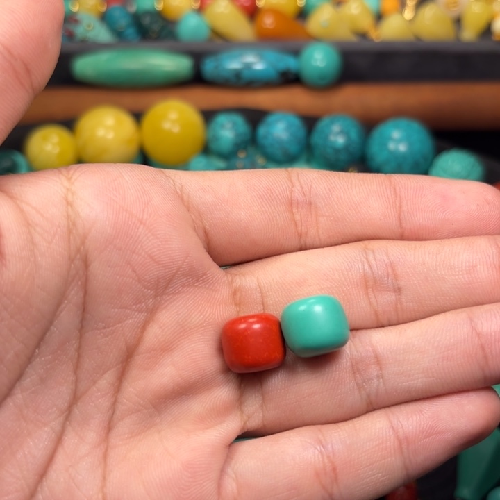 玛瑙/玉髓未镶嵌珠宝半成品红蓝老型12mm各一颗哈哈哈