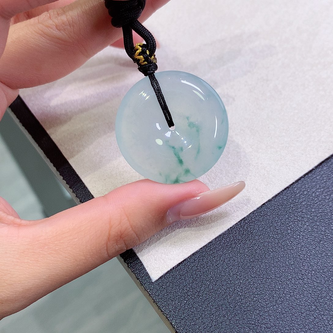 翡翠未镶嵌吊坠(不含链)29.8-6.3