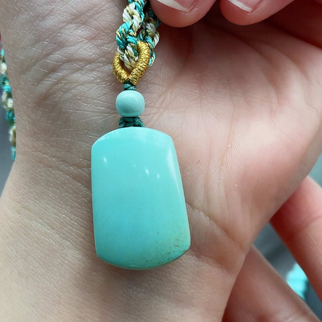 绿松石颈饰未镶嵌