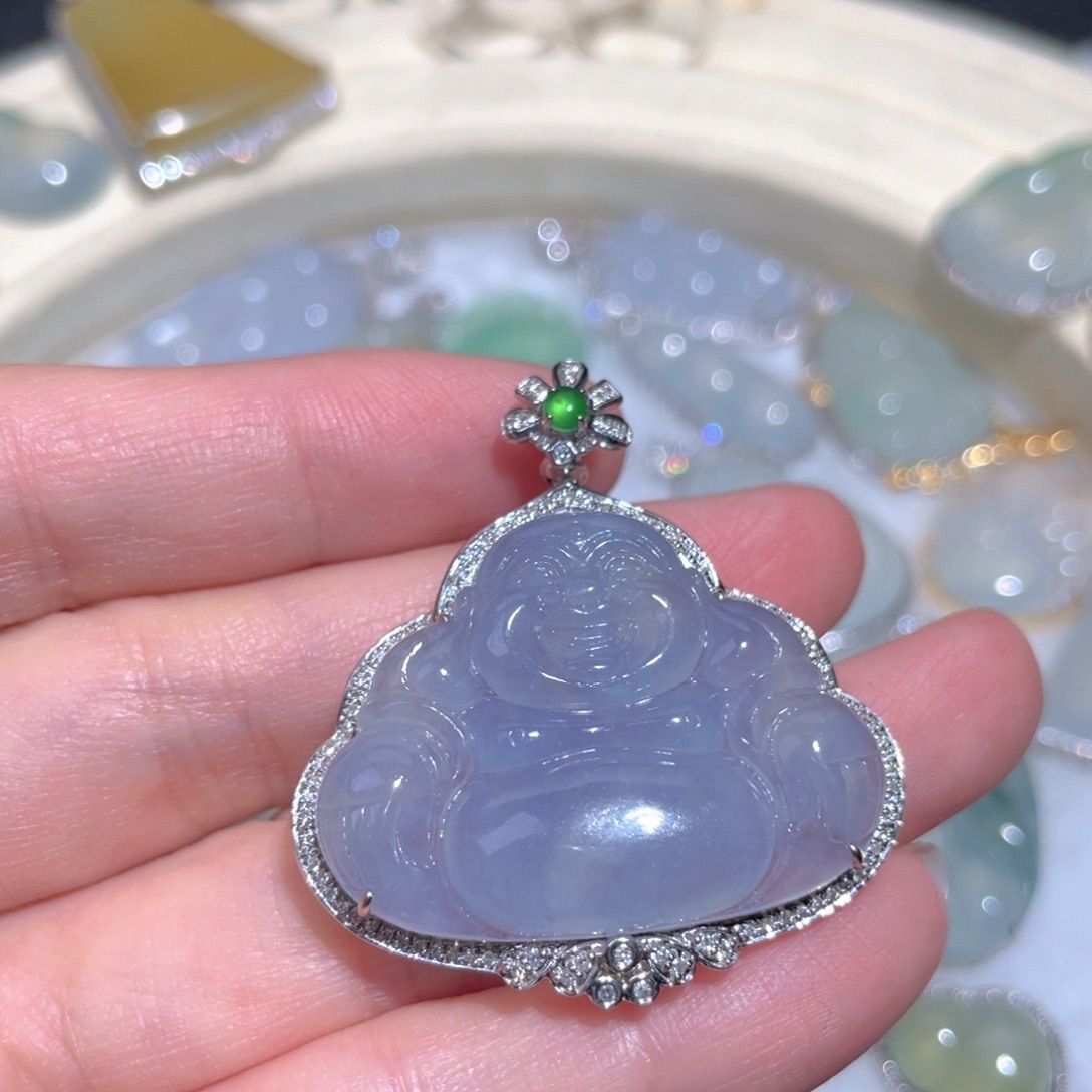 翡翠颈饰18K金镶嵌翡翠