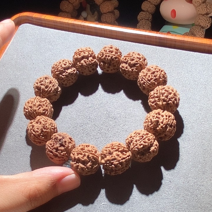 金刚菩提吊坠原生态梅花20mm