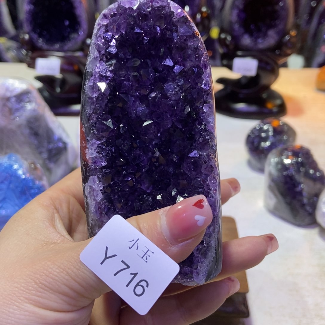 水晶摆件未镶嵌摆件