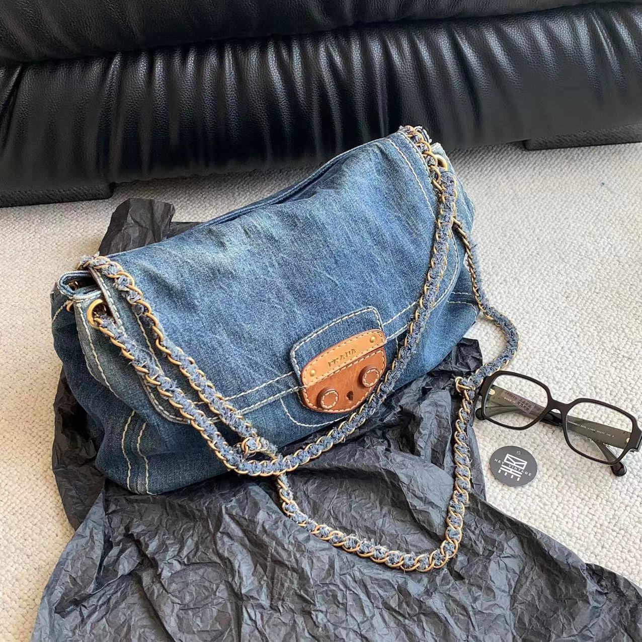 95新 Prada/普拉达 牛仔猪鼻子流浪包 38cm 白标180 14214143