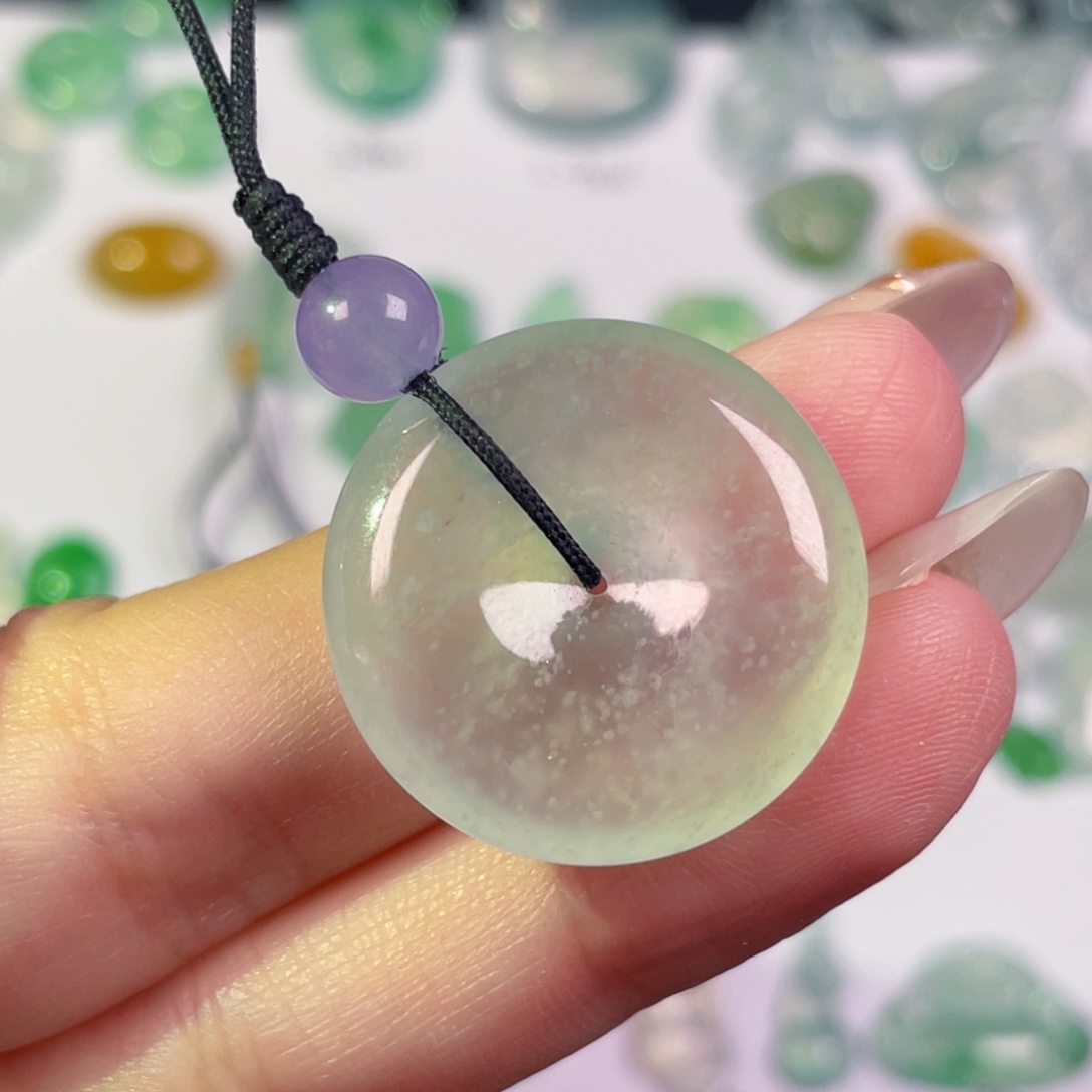 翡翠未镶嵌颈饰裸石