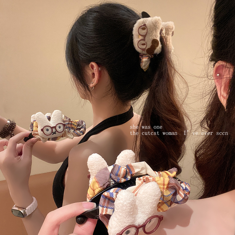 可爱格子眼镜kitty香蕉扭扭夹女高级感马尾夹竖夹后脑勺发夹头饰