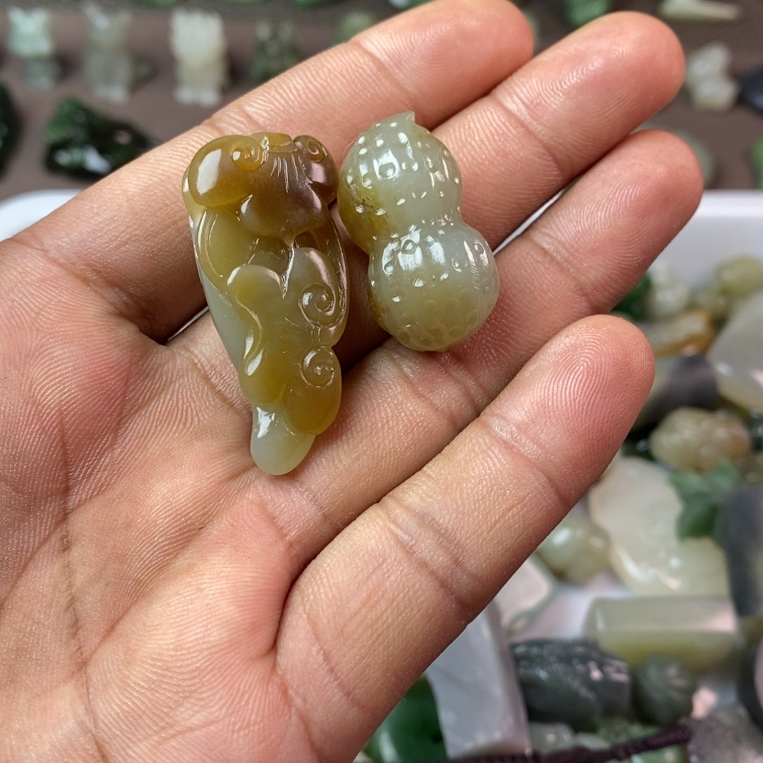 和田玉颈饰未镶嵌D****a