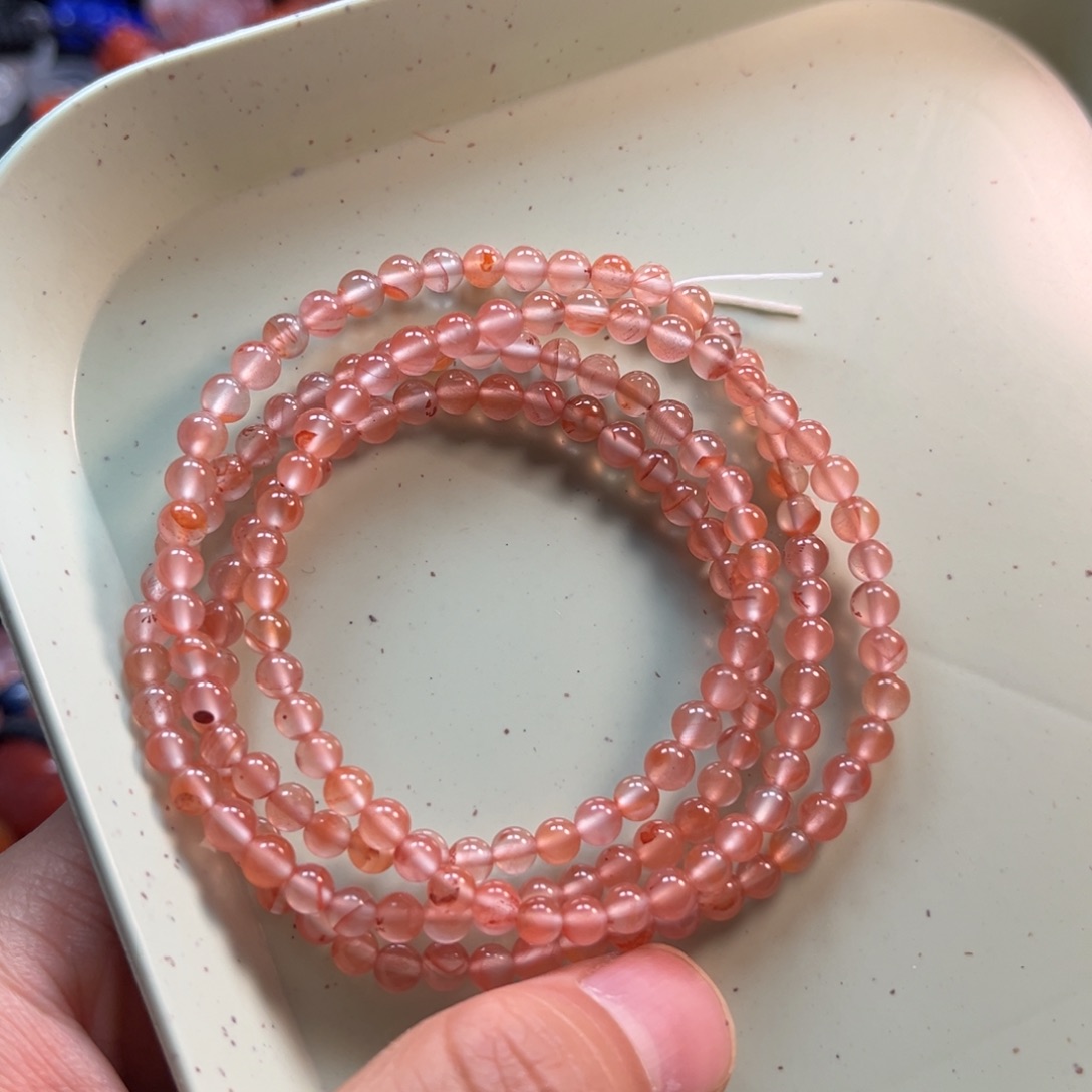 南红玛瑙手串4.5mm未镶嵌