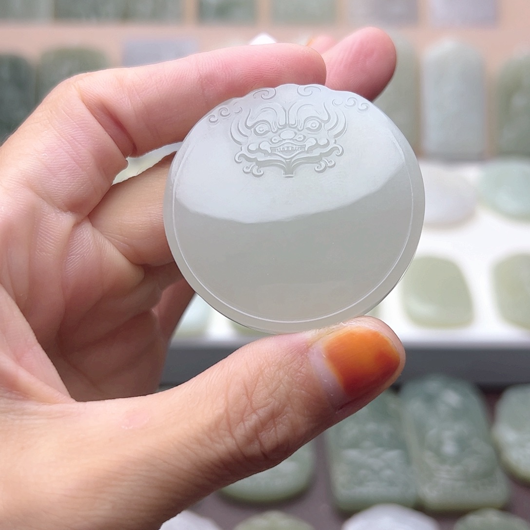 醇***境颈饰未镶嵌和田玉