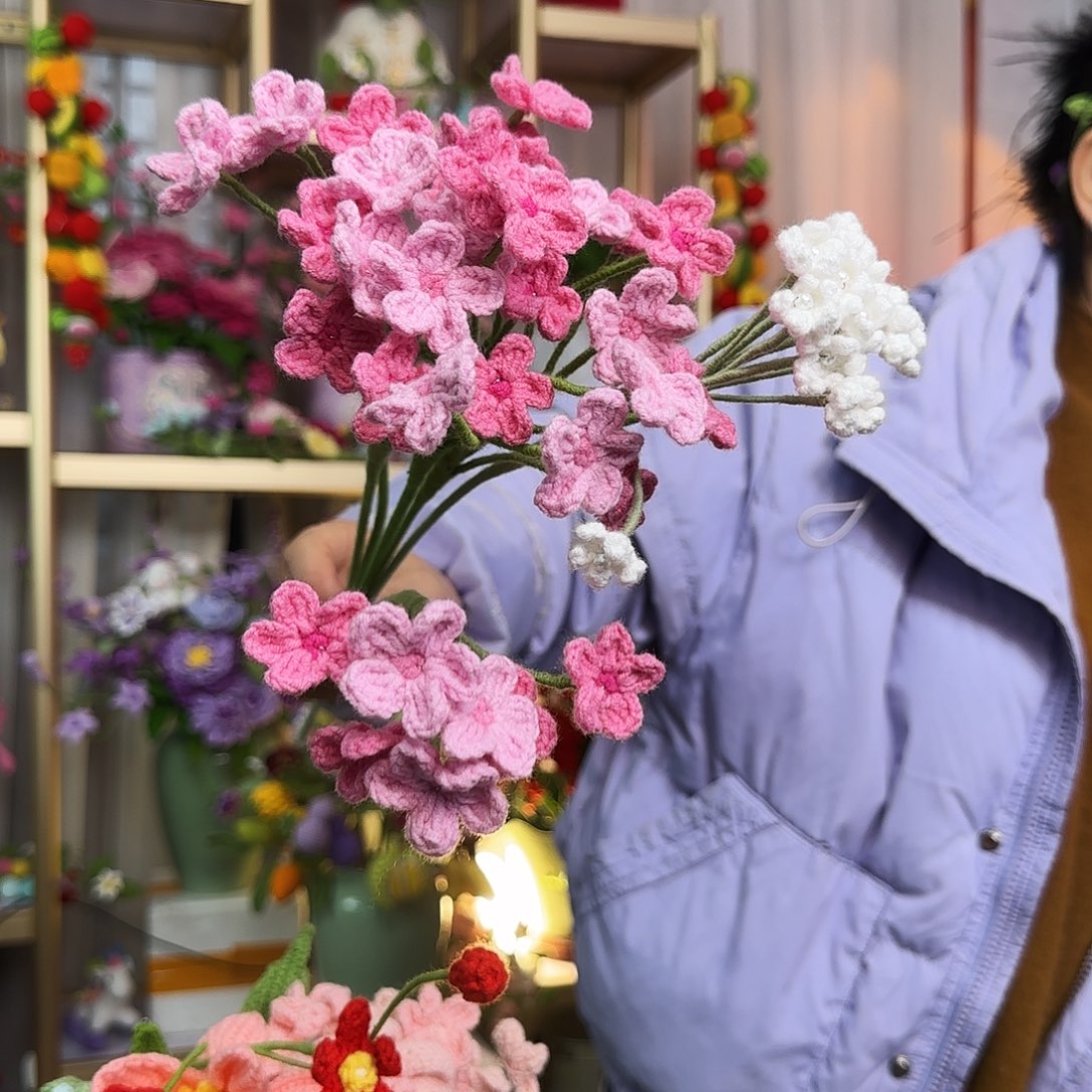 手工钩织设计花束