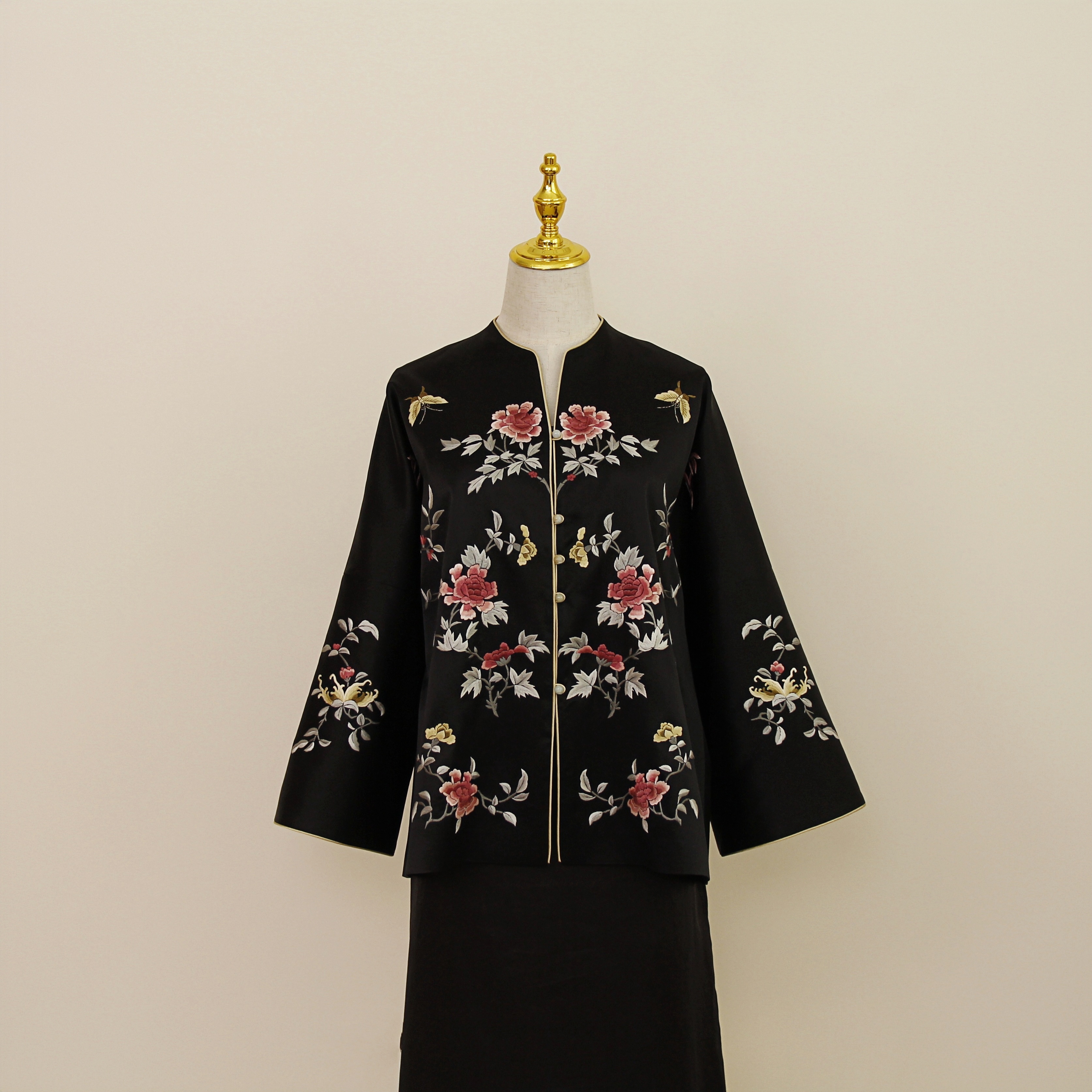 新中式国风女装 非遗手工刺绣 中国风重工刺绣富贵吉祥长袖上衣