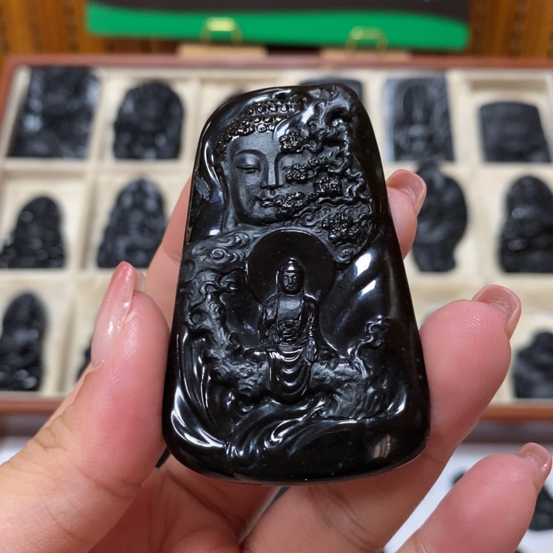 雷***3翡翠未镶嵌颈饰翡翠