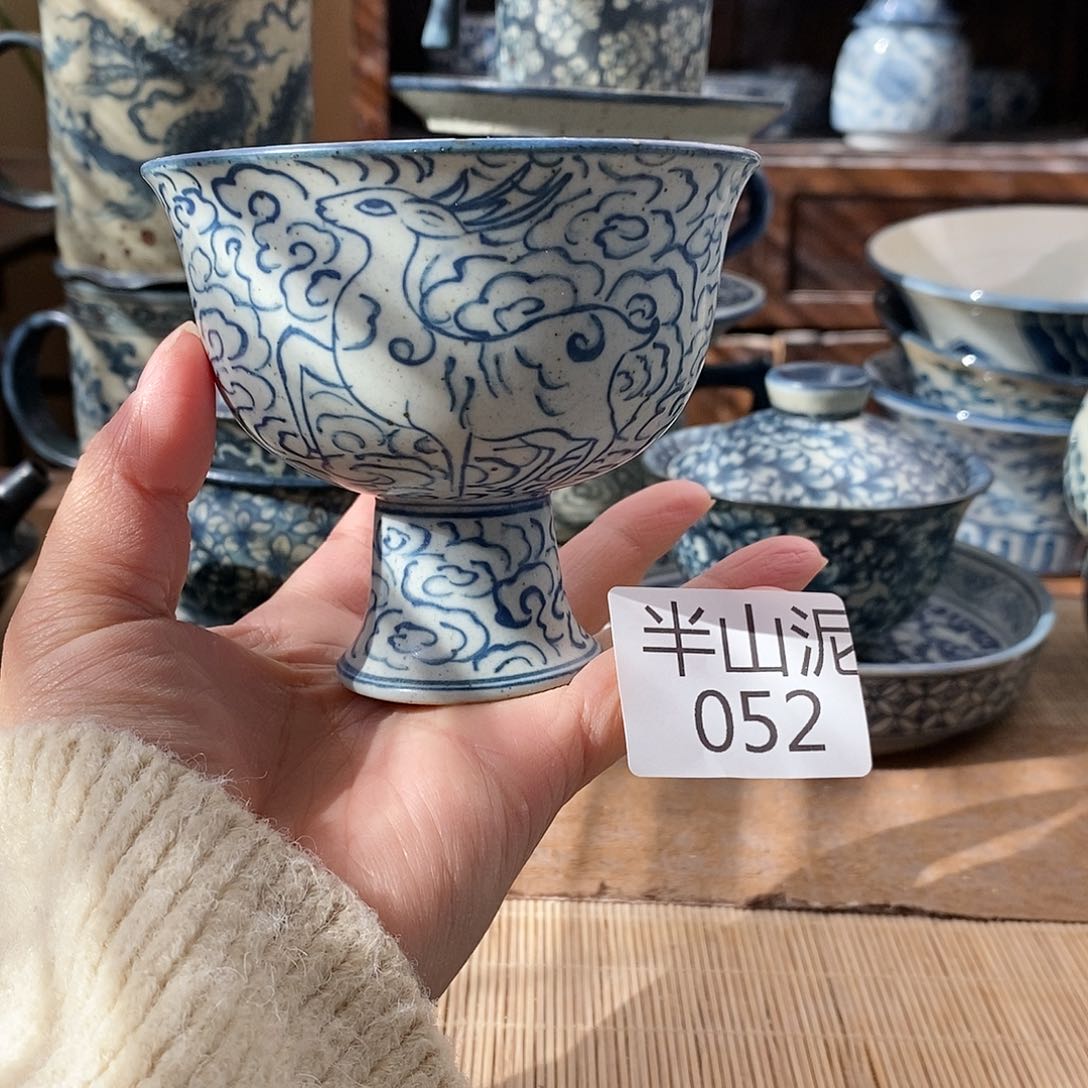 手工手绘青花陶瓷