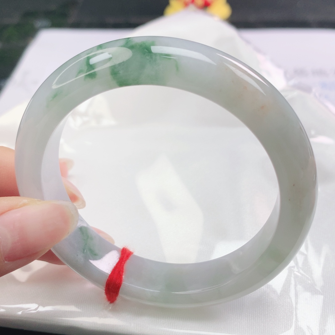 翡翠未镶嵌手镯翡翠55.5飘绿花洒金正圈