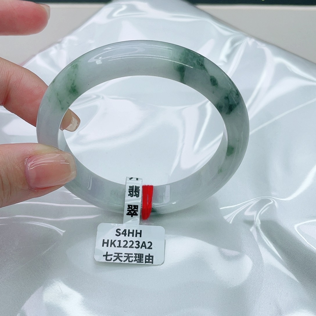 翡翠手镯未镶嵌正56.6