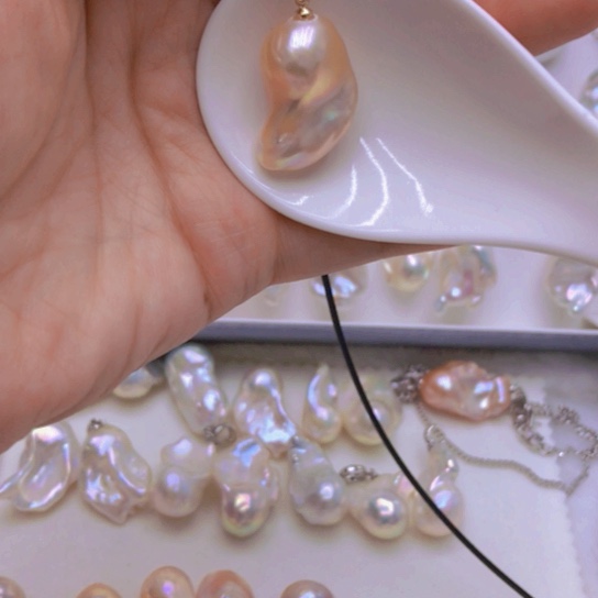 淡水珍珠未镶嵌颈饰