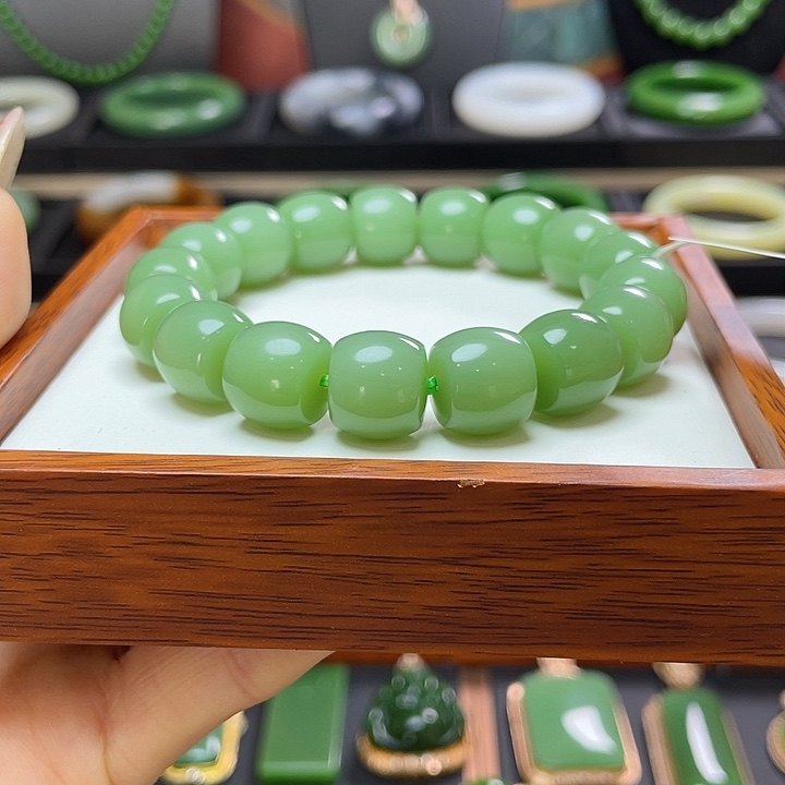 和田玉手串未镶嵌