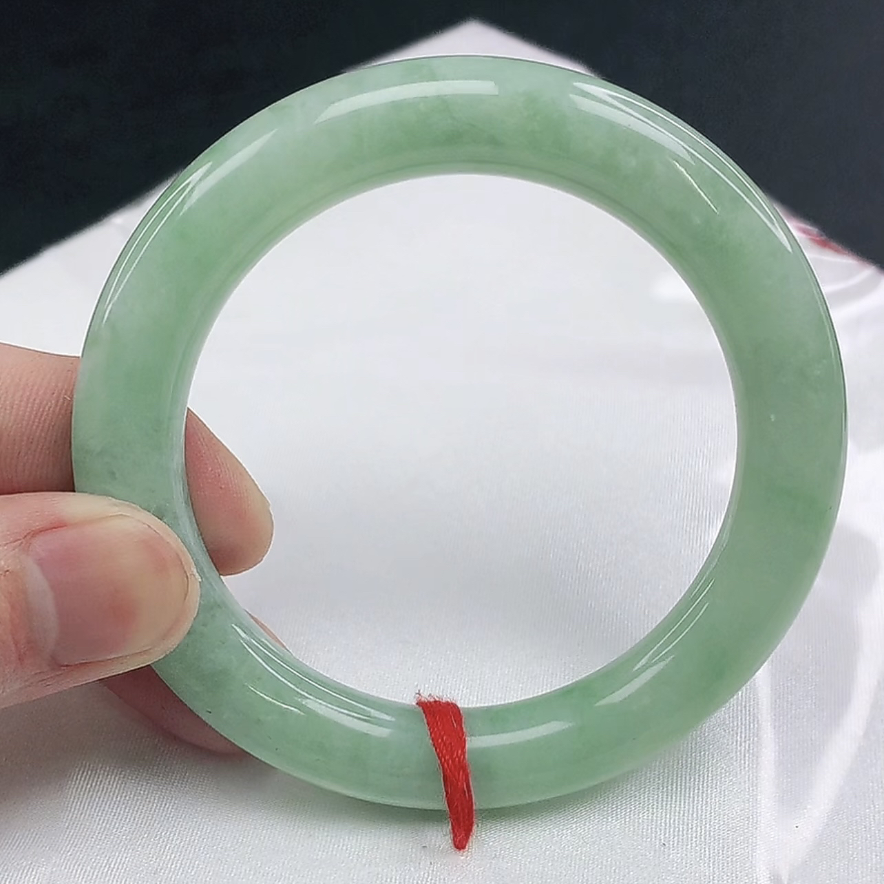 缅甸天然翡翠a货手镯，圈55（6801）圆