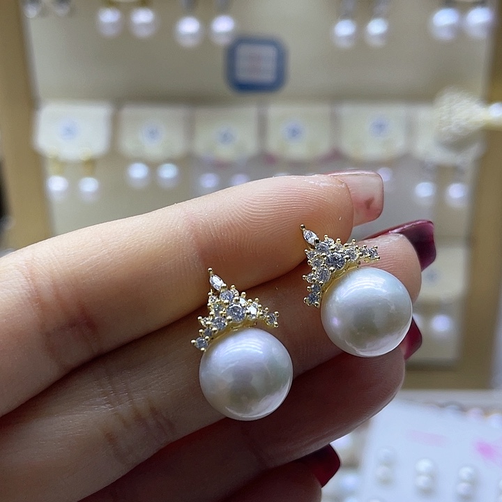 银S925镶嵌淡水珍珠耳饰