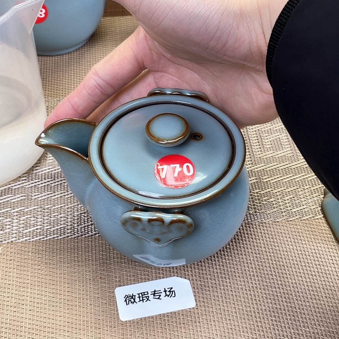 瓷片。。。。。。。。。。。。。。。