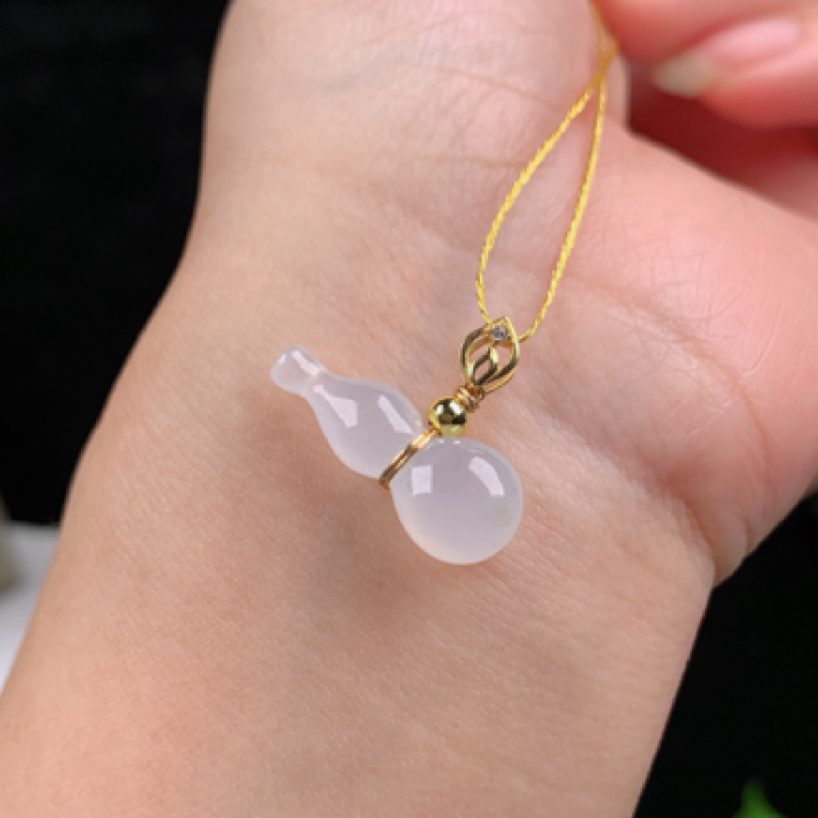 天然翡翠A货送冰润细腻925银镶嵌小葫芦玉坠吊坠锁骨坠