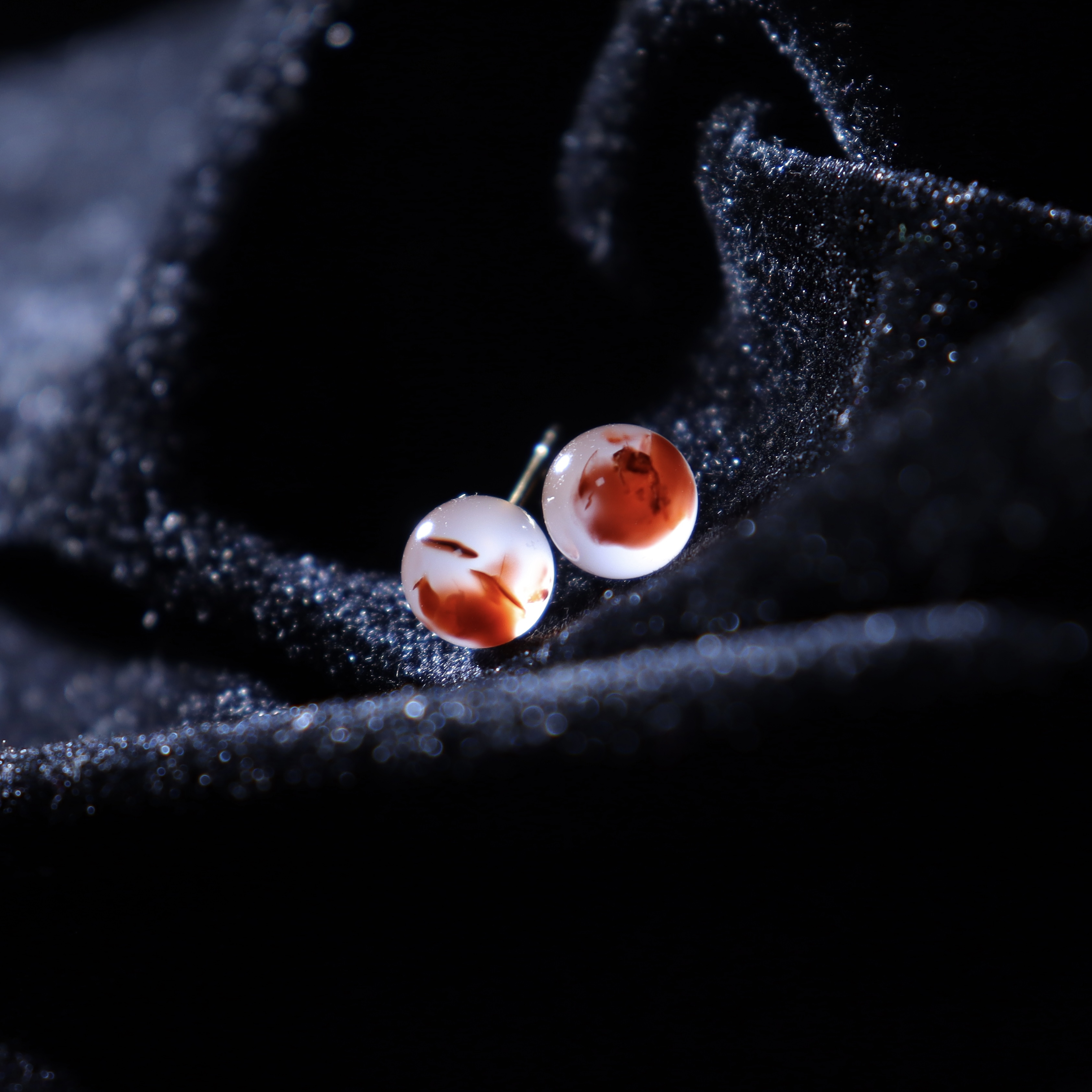 『小惊喜』川料南红18k金镶冰飘花圆珠耳钉