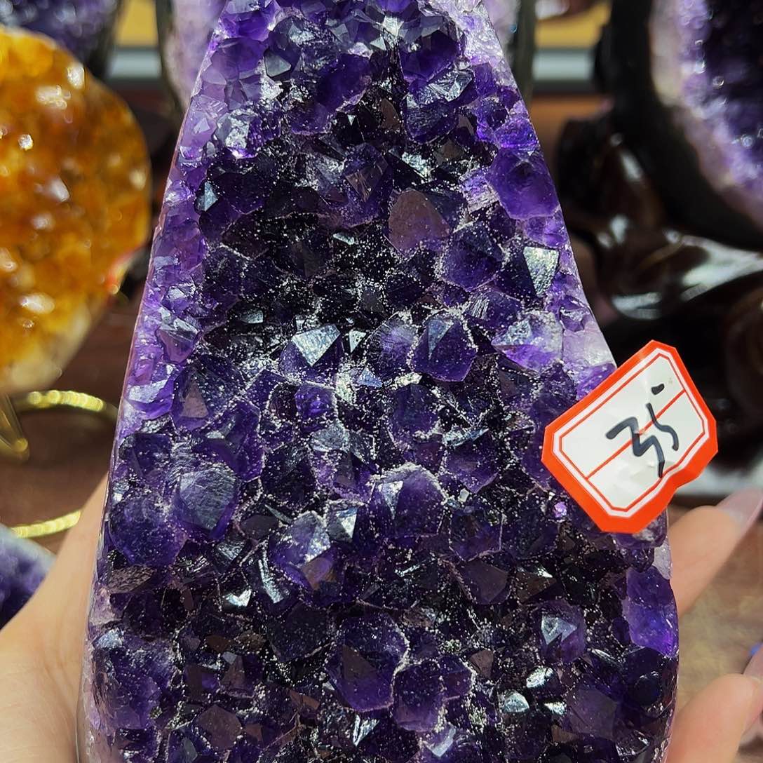 水晶大型摆件未镶嵌