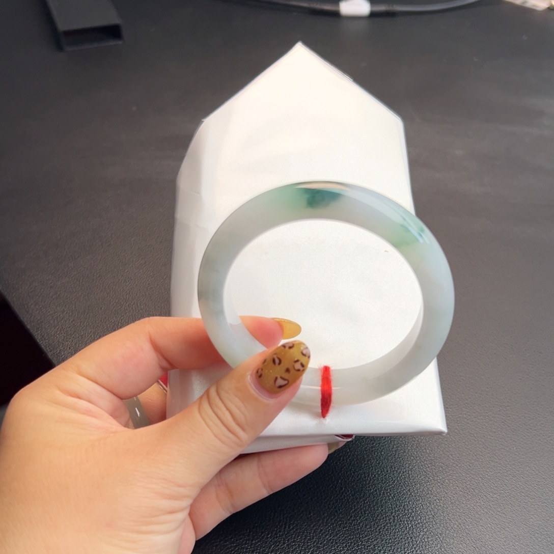 翡翠未镶嵌手镯54