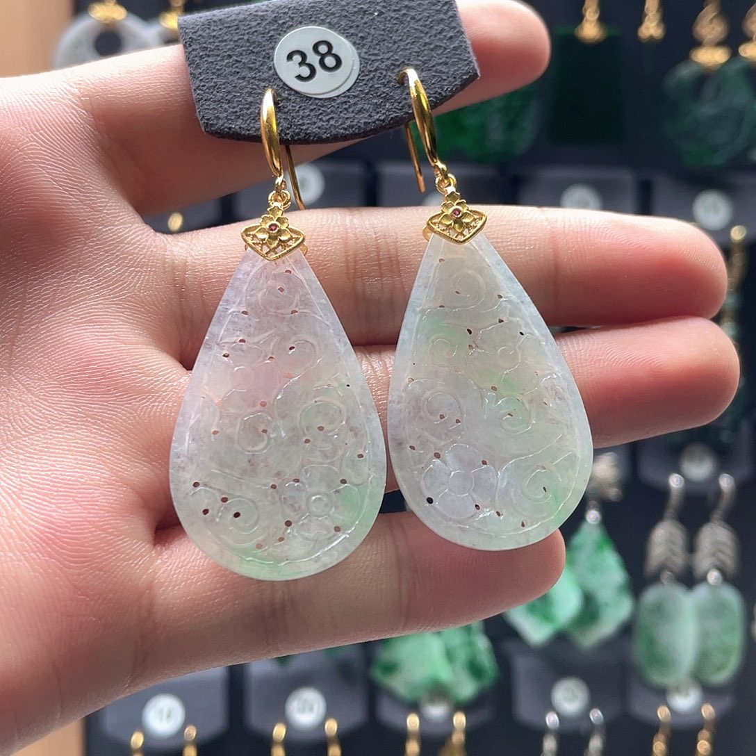 金***店翡翠未镶嵌耳饰翡翠