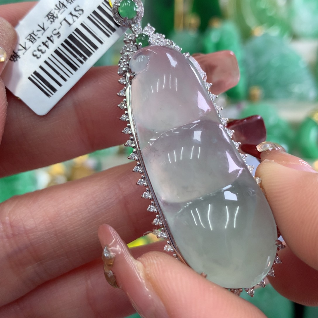 翡翠吊坠(不含链)18K金镶嵌