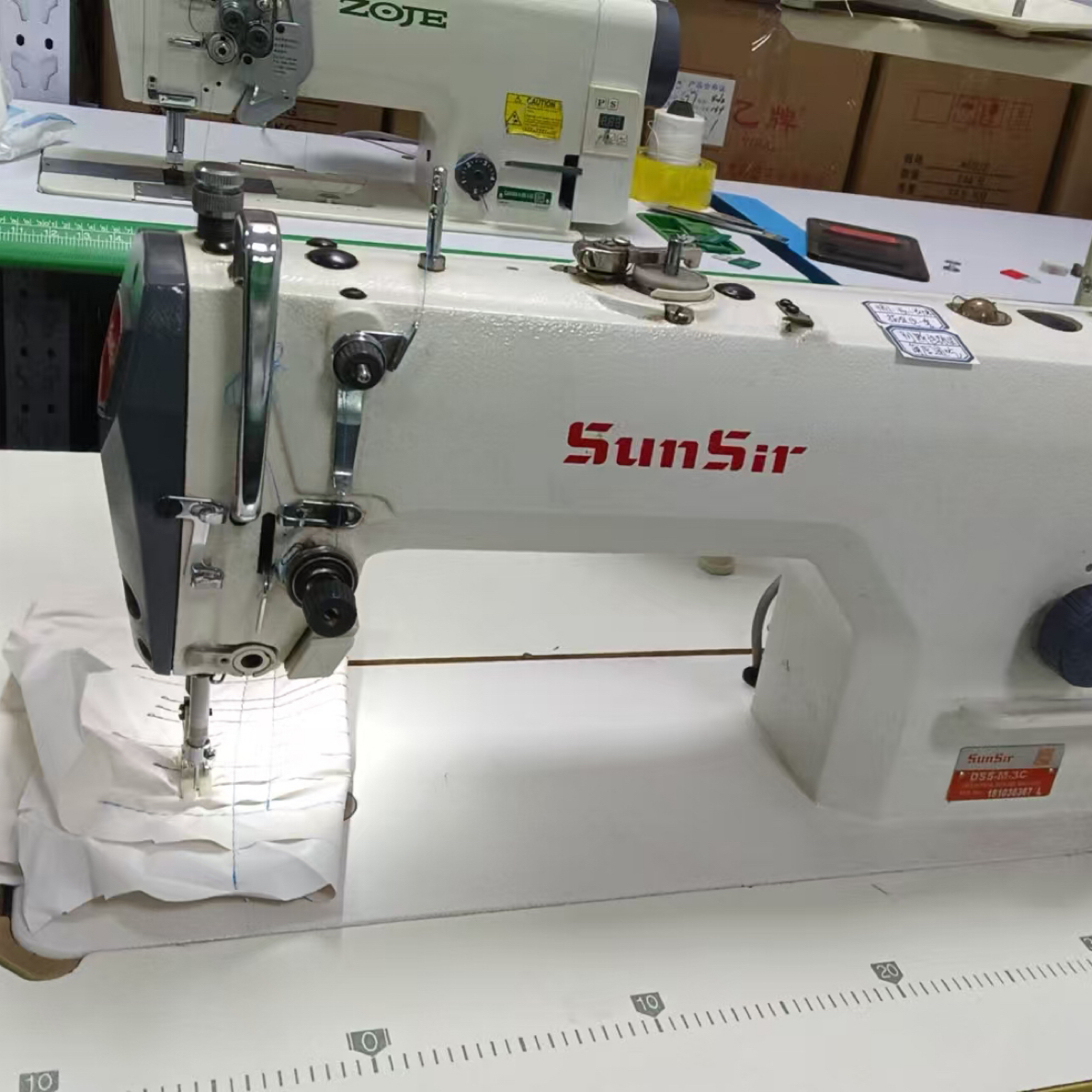 缝纫机加工用改衣服店