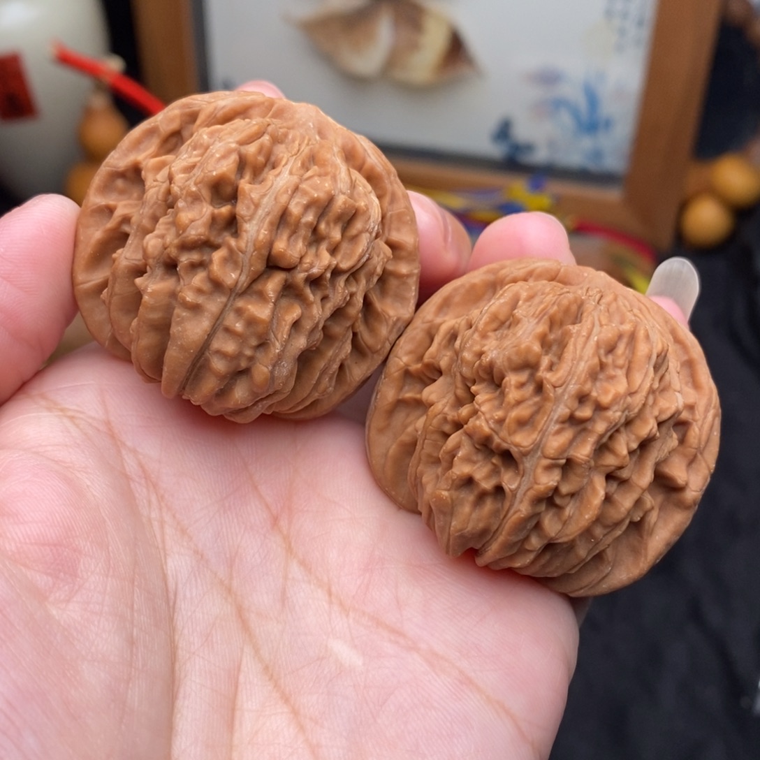 文玩核桃把件41.5四座楼