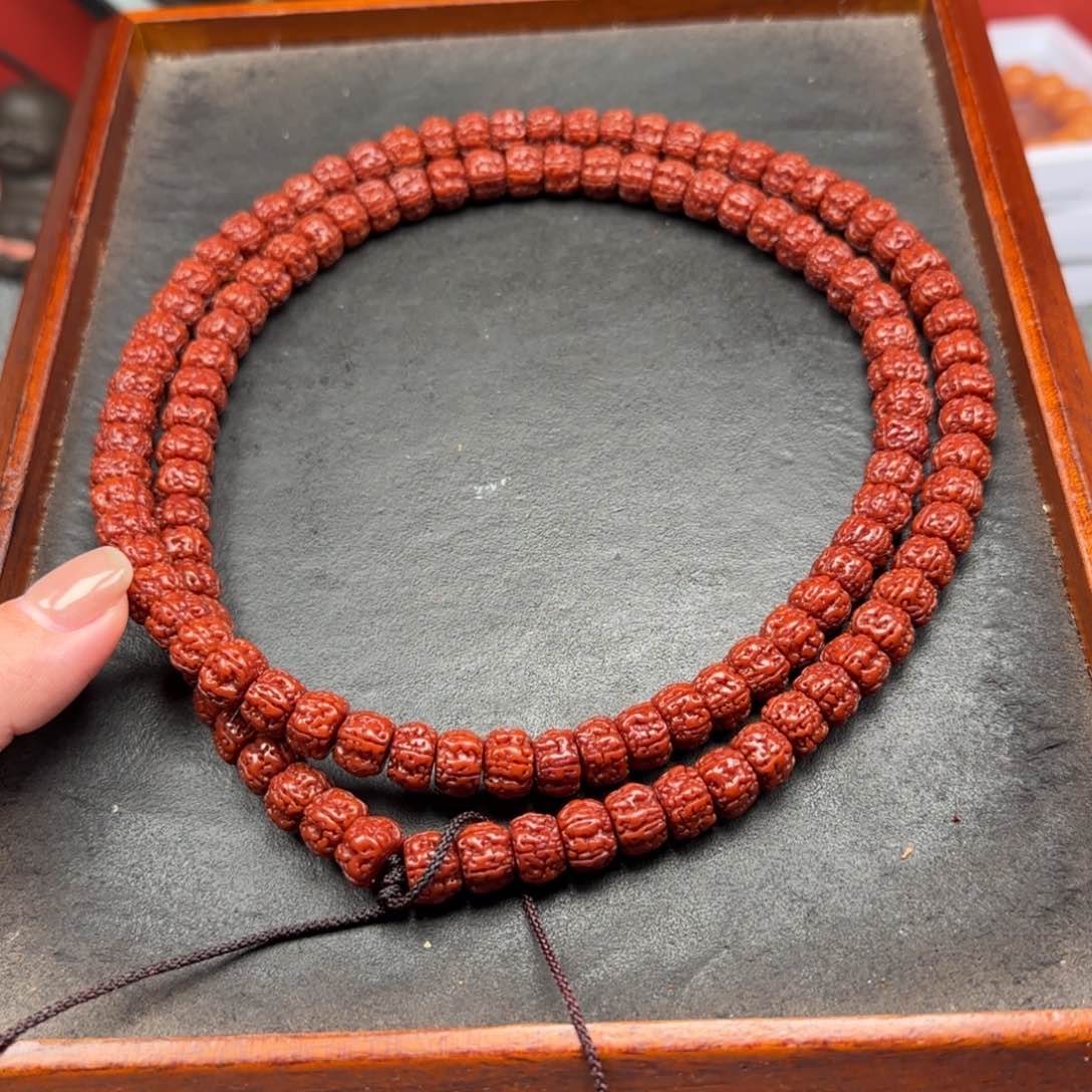 金刚菩提吊坠高****伽盘龙