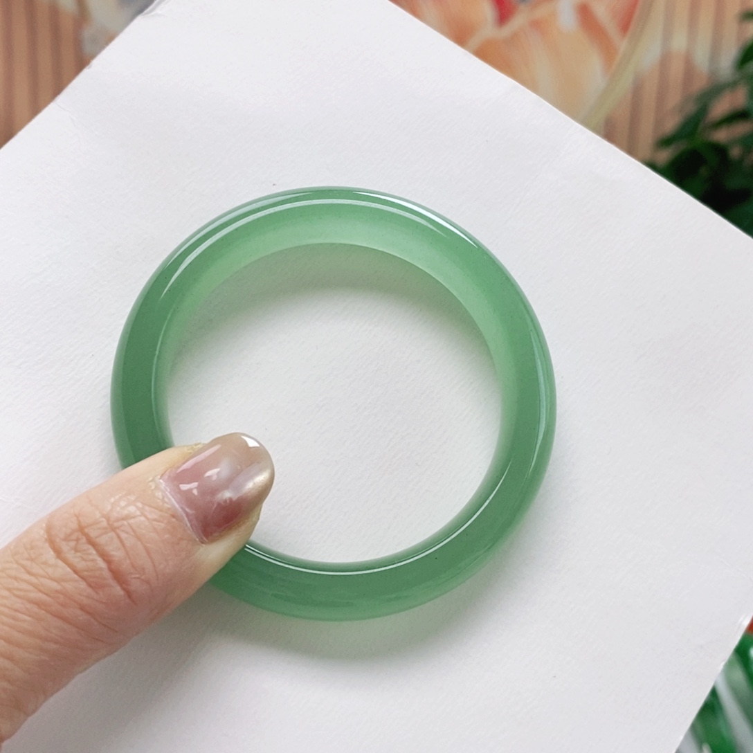 石英质玉合金手镯