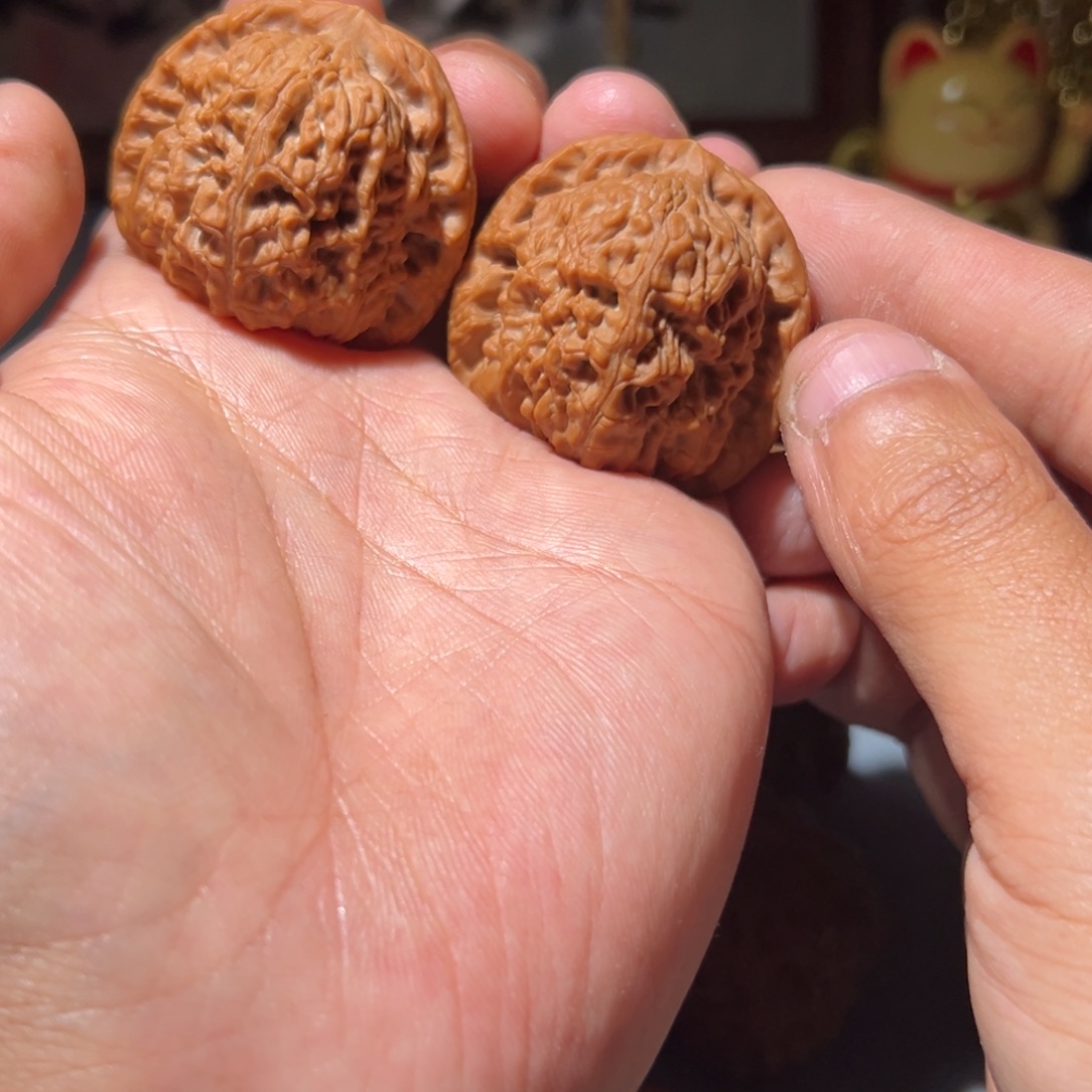 .***,瑞麟文玩核桃南疆