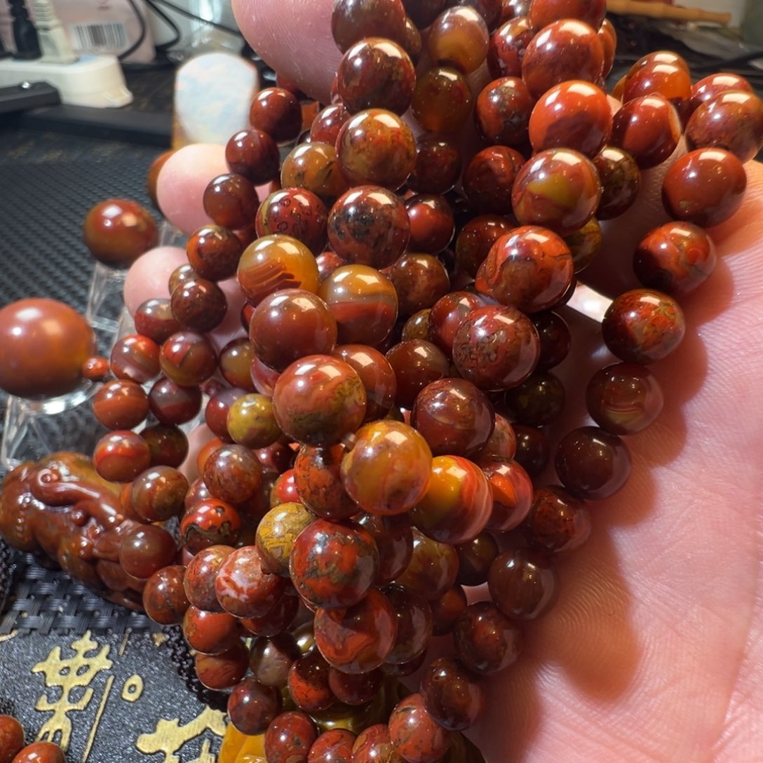 军***玛瑙/玉髓未镶嵌 战国红玛瑙