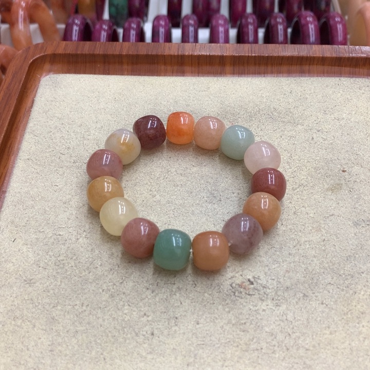 石英质玉手链未镶嵌