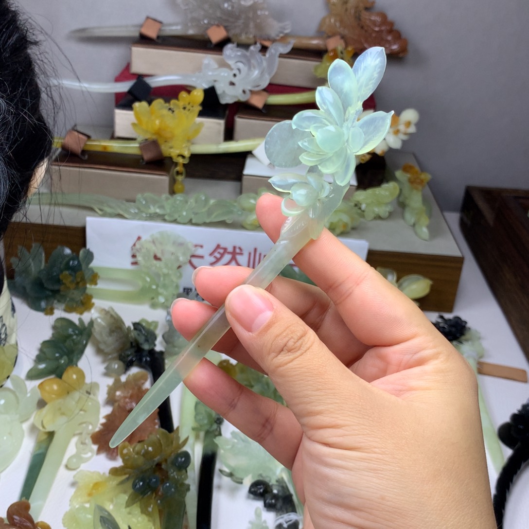 蛇纹石玉未镶嵌发饰