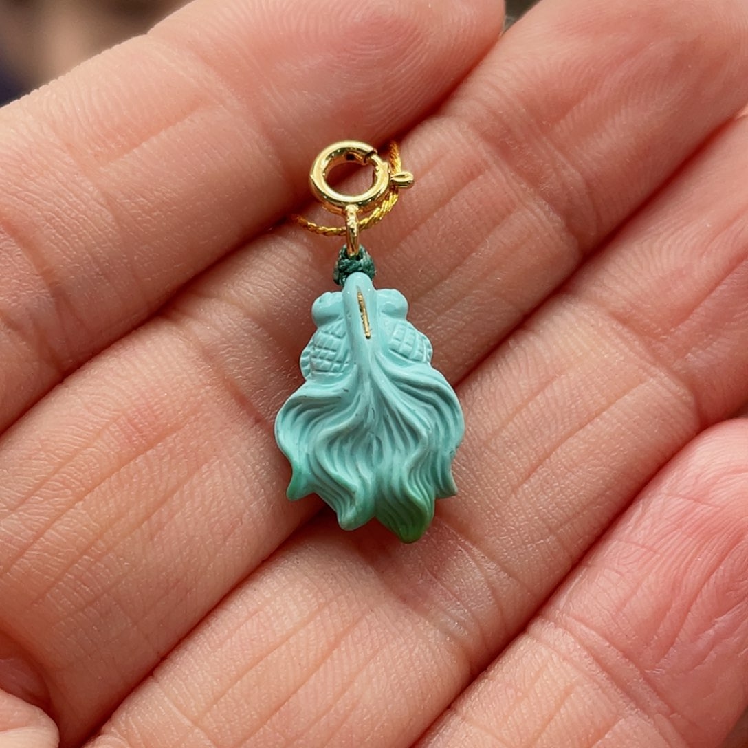 绿松石颈饰未镶嵌