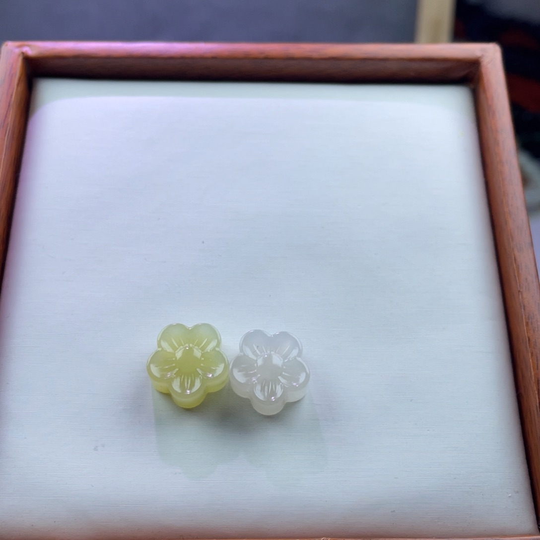 和田玉配饰未镶嵌