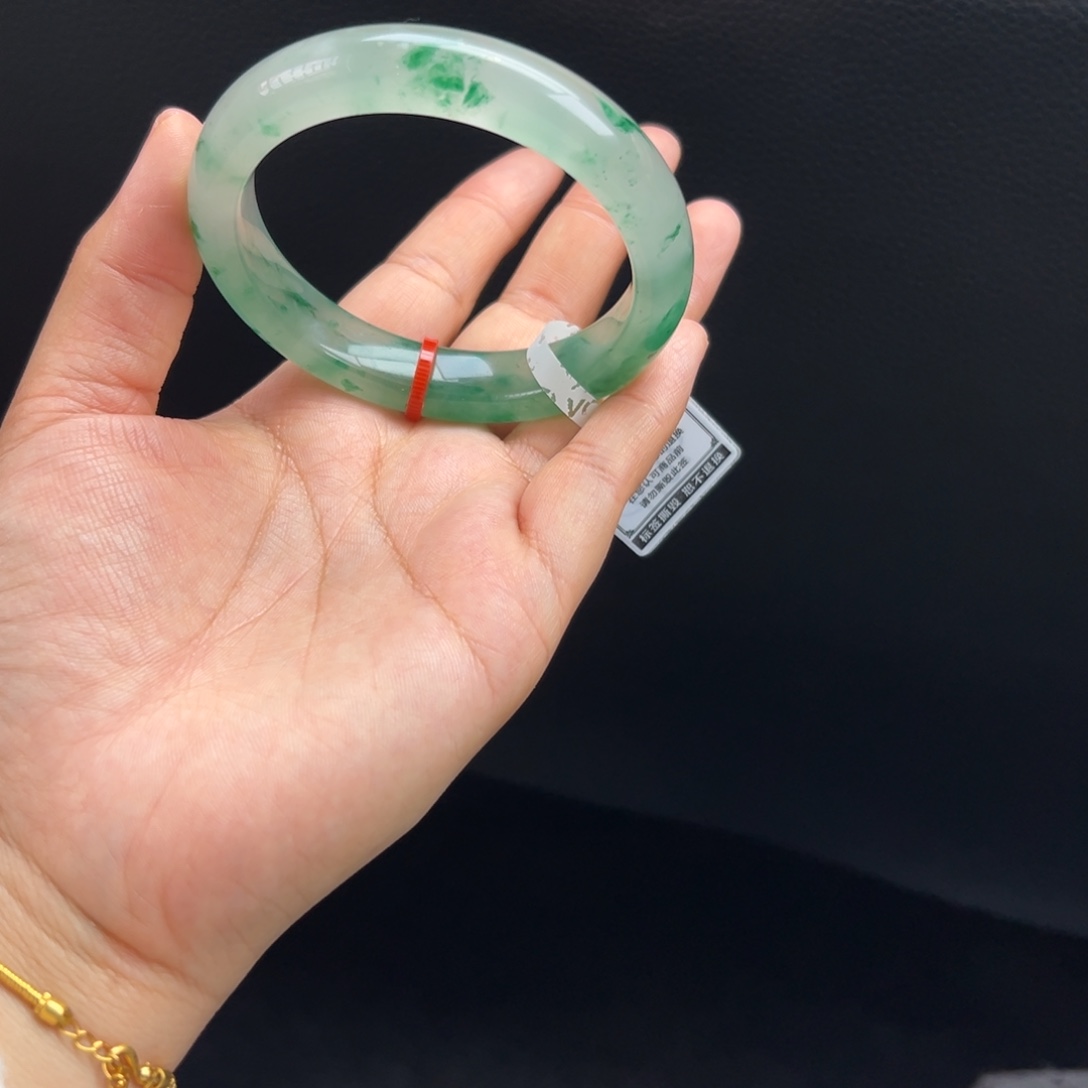 兔***兔石英质玉未镶嵌手镯非洲翠5960