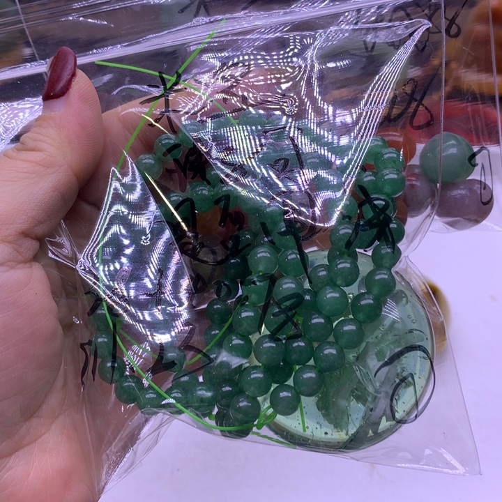 石英岩玉未镶嵌13468975444