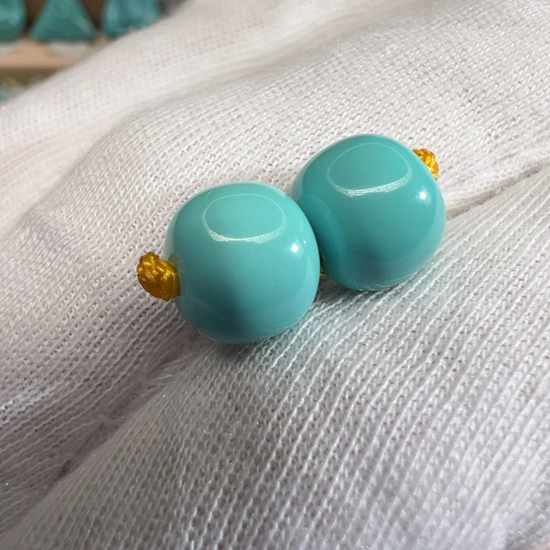 绿松石配饰未镶嵌