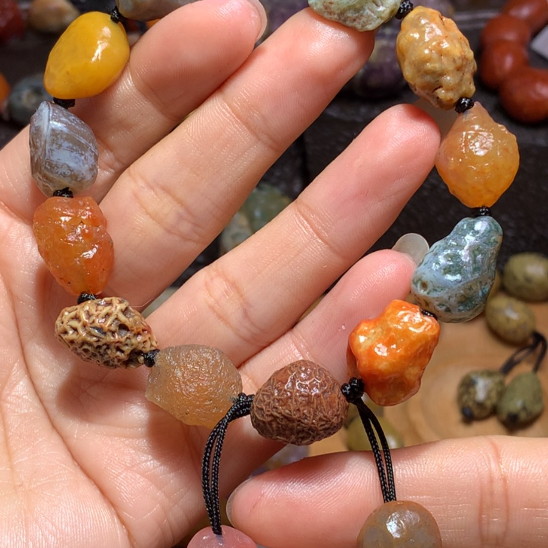 未镶嵌玛瑙/玉髓珠宝半成品