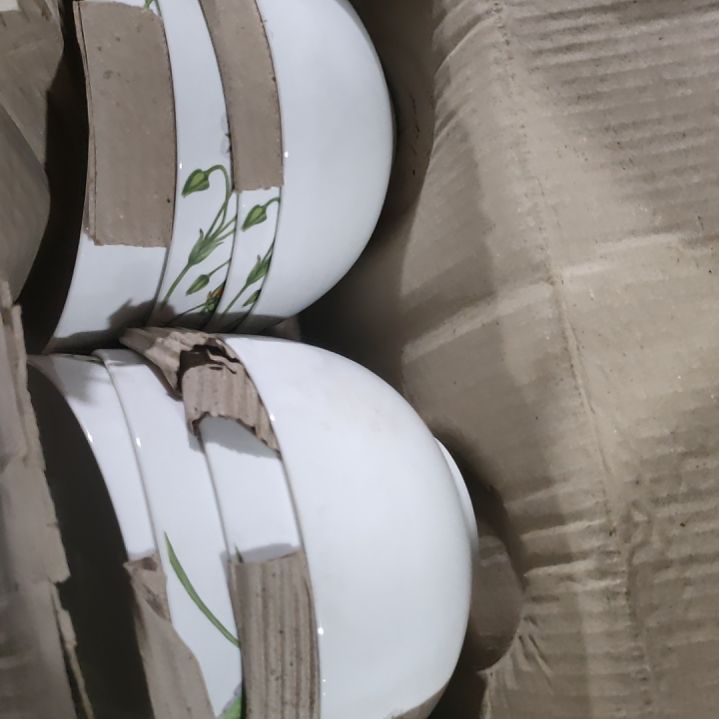 摆件陶瓷盘子碗啥都有